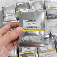 Starsgem Mozanit Yuvarlak Şekil Parlak 2.0mm 5ct/torba Toptan Fiyat DEF berrak Beyaz Gevşek Mozanit Taşı Takı İçin