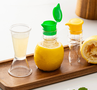 Presse-agrumes manuel portable Besafe avec couvercle à vis pour citrons, oranges, design de robinet facile à verser