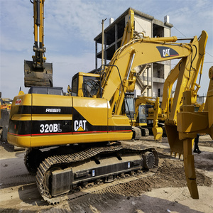 Excavadora Usada Caterpillar 320BL para Movimiento de Tierras con Motor Cummins, 20 Toneladas, Capacidad de Cucharón de 1.7m - Product Image 2