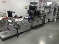 Nueva Impresora de Etiquetas de Transferencia Térmica de Rollo de Alta Velocidad Totalmente Automática LINGTIE con Secador IR/UV de Cama Plana y Área de Impresión Máxima de 600x800mm