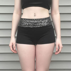 Pantalones cortos casuales de tiro bajo con cintura de lentejuelas, pantalones de verano de estilo callejero retro, pantalones cortos de punto de moda cómodos - Product Image 6