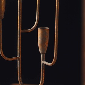 Porte-bougie en fer de style européen à quatre bras pour décorations de dîner romantiques - Product Image 3