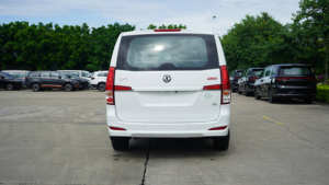 Offre à Durée Limitée Dongfeng LINGZHI PLUS 7 Places MPV CNG Monocarburant 174N.m 6MT 86 KW Nouvelle <span class=keywords><strong>Voiture</strong></span> MPV pour Entreprises - Product Image 3