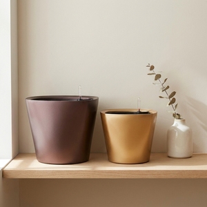 Wholesale Verified Manufacturer Round <b>Plastic</b> Self-Watering <b>Planters</b> with Water Level Indicator for Indoor Decor Small Size - Product Image 1