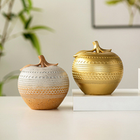 Vente chaude Résine À Motifs Moderne Décor À La Maison Apple Moderne Fruits Artificiels Décor À La Maison De Table Artisanat Décor À La Maison Accessoires
