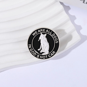 Sming pins chúng tôi là tất cả các con chó trong thần Hot Car men Pin CAPE sợ butcher ban nhạc trắng Dog trâm cài ve áo huy hiệu đồ trang sức quà tặng - Product Image 1
