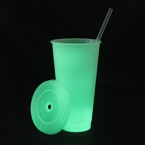 Nuevo Diseño, Vaso Térmico de 24 oz, Brilla en la Oscuridad, Vaso Brillante con Pajita - Product Image 4