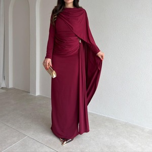 Elegante Vestido Largo de Noche con Cuello en V, Drapeado y Fruncido, Color Marrón Chocolate, Ajuste Delgado, Manga Larga, Tipo Tubo, con Anillo Metálico, Satén, 220g, En Stock - Product Image 1