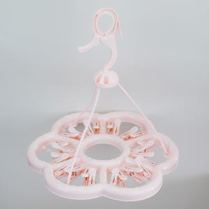 Tendedero de Plástico Multiusos de 36*36*2.2CM para Calcetines y Ropa Interior, de Alta Capacidad con 24 Pinzas Giratorias - Product Image 1