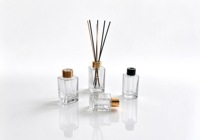 Flacon diffuseur en verre transparent carré de qualité supérieure, 45ml 50ml 80ml 100ml, conteneur vide pour parfum et huile aromatique pour la maison