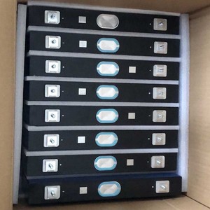 Baterai Forklift Listrik CALB Grosir 3.7V 218Ah Baterai Lithium Forklift untuk Forklift Listrik Kendaraan Listrik - Product Image 5