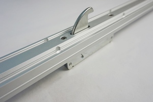 OEM Customized BI FOLD French Door Lock With Top &amp; Bottom <strong>Shoot</strong> <strong>Bolts</strong> for Aluminum BI FOLD Door - Product Image 6