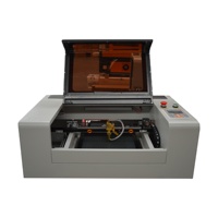Machine CNC de type portique à haute rigidité 3020, laser CO2 refroidi par eau, compatible avec acrylique/pierre/contreplaqué/MDF/bois/cuir, nouvelle