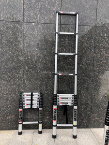 Nuova Scala Dritta in Alluminio <span class=keywords><strong>PULETE</strong></span> PLT-1320 2 Metri, Argento, Industriale, Pieghevole, 7 Gradini, Capacità di Carico 150kg, Garanzia 5 Anni - Product Image 4