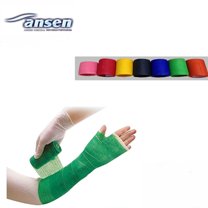 Consommables médicaux Pansements en plâtre <span class=keywords><strong>de</strong></span> <span class=keywords><strong>Paris</strong></span> doux pour la peau Ruban <span class=keywords><strong>de</strong></span> moulage orthopédique synthétique pour réparer et protéger les jambes ou les bras - Product Image 4