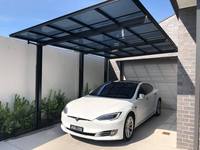 Cochera de Aluminio con Techo Plano, Estructura Impermeable, Refugio Moderno Independiente para Estacionamiento Residencial