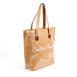 Sac fourre-tout <span class=keywords><strong>en</strong></span> Pvc avec Logo imprimé personnalisé doublé, sac fourre-tout <span class=keywords><strong>en</strong></span> papier Dupont facile à sortir, sac fourre-tout pratique pour dames - Product Image 5