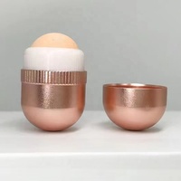 Accueil Beauté Outils de soins de la peau Mini rouleau portable absorbant l'huile Rouleau pour le visage en pierre volcanique