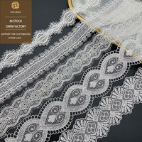 Dentelle brodée à la main avec des perles, tissu 100% polyester avec une caractéristique soluble dans l'eau pour les chaussures et les textiles de maison