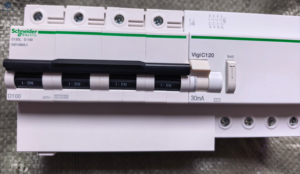 Interruptor Diferencial Residual VIGI C120 RCCB 4P 100A 30mA, Dispositivo de Protección Contra Fugas, Interruptor de Seguridad Eléctrica Contra Sobrecarga - Product Image 1