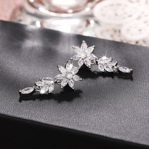 Boucles d'oreilles pendantes en forme de flocon de neige pour femmes, bijoux romantiques et élégants à la mode - Product Image 5