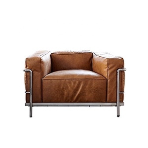 Fauteuil LC3 Style en cuir pleine fleur brun clair avec structure en acier inoxydable poli, <span class=keywords><strong>chaise</strong></span> d'appoint moderne pour salon - Product Image 6