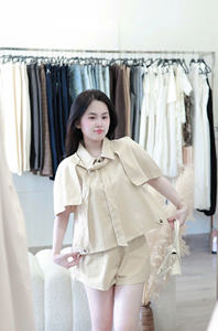 Conjunto de 3 piezas de camisa, capa y pantalones cortos con lazo, mezcla de lino de Vietnam, cuello con lazo, top de manga corta, algodón tejido transpirable, cómodo para mujer - Product Image 2