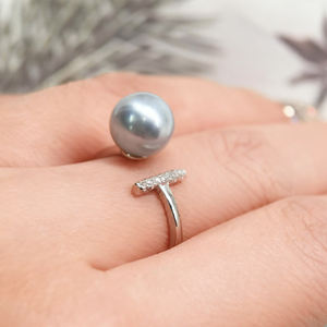 Bague de luxe <span class=keywords><strong>Madama</strong></span> en argent 925 plaqué rhodium/or avec perle d'eau de mer Akoya sertie clos, tendance et élégante pour le quotidien - Product Image 3