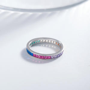 MUSHAN Jewelry Factory Une bague en argent pur élégante et luxueuse pour femmes avec une rangée de diamants colorés - Product Image 2