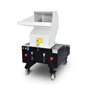 Trituradora de Plástico Multifuncional de 10HP, Recuperador de PVC y ABS con Engranaje, Motor y Boca de Agua - Product Image 1