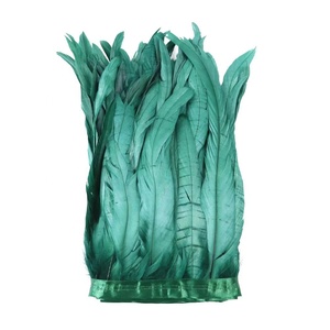 Trang phục lễ hội Coque họa tiết nhuộm màu 25-30cm (10-12 inch) với viền lông vũ Plumas De Gallos - Product Image 6