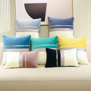 Coussins de <span class=keywords><strong>canapé</strong></span> luxueux, oreillers de décoration pour la maison, taies d'oreiller géométriques, 45*45, housses de coussin en velours à rayures dorées - Product Image 4