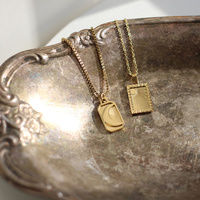 Plaque de lune de soleil de couleur or Hip Hop pour femmes, colliers pendentifs cadeaux en acier inoxydable, vendeurs de bijoux imperméables 2023