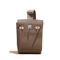 Sac de Poitrine en Cuir Véritable Pleine Fleur de Luxe Designer 2026 - Petit Sac à Bandoulière Tendance Unisexe, Vente en Gros Usine, Personnalisation
