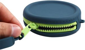 Custom Eco-Friendly Silicone Zipper Closure Mini Portable Pocket Size <b>Dog</b> <b>Treat</b> Pouch <b>Dog</b> <b>Training</b> <b>Bag</b> with Integrated Wristband - Product Image 6