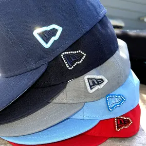 Logo personalizzato in metallo aderente per sport da Baseball in stile messicano con smalto diamantato