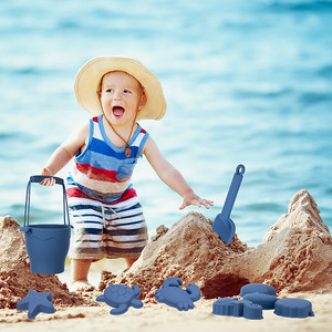 Vente en gros Ensemble de jouets de plage d'été en plein air pour bébé avec seau de <span class=keywords><strong>sable</strong></span> doux sans BPA avec logo pour enfants Jouets de plage en silicone pour tout-petits enfants - Product Image 3