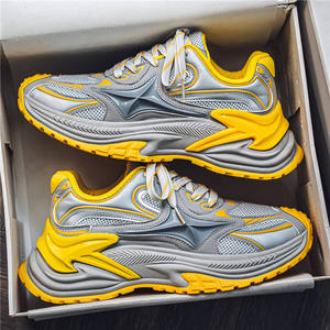 Zapatillas deportivas de malla para hombre, estilo casual, con suela gruesa para aumentar la altura, estilo primaveral. - Product Image 1