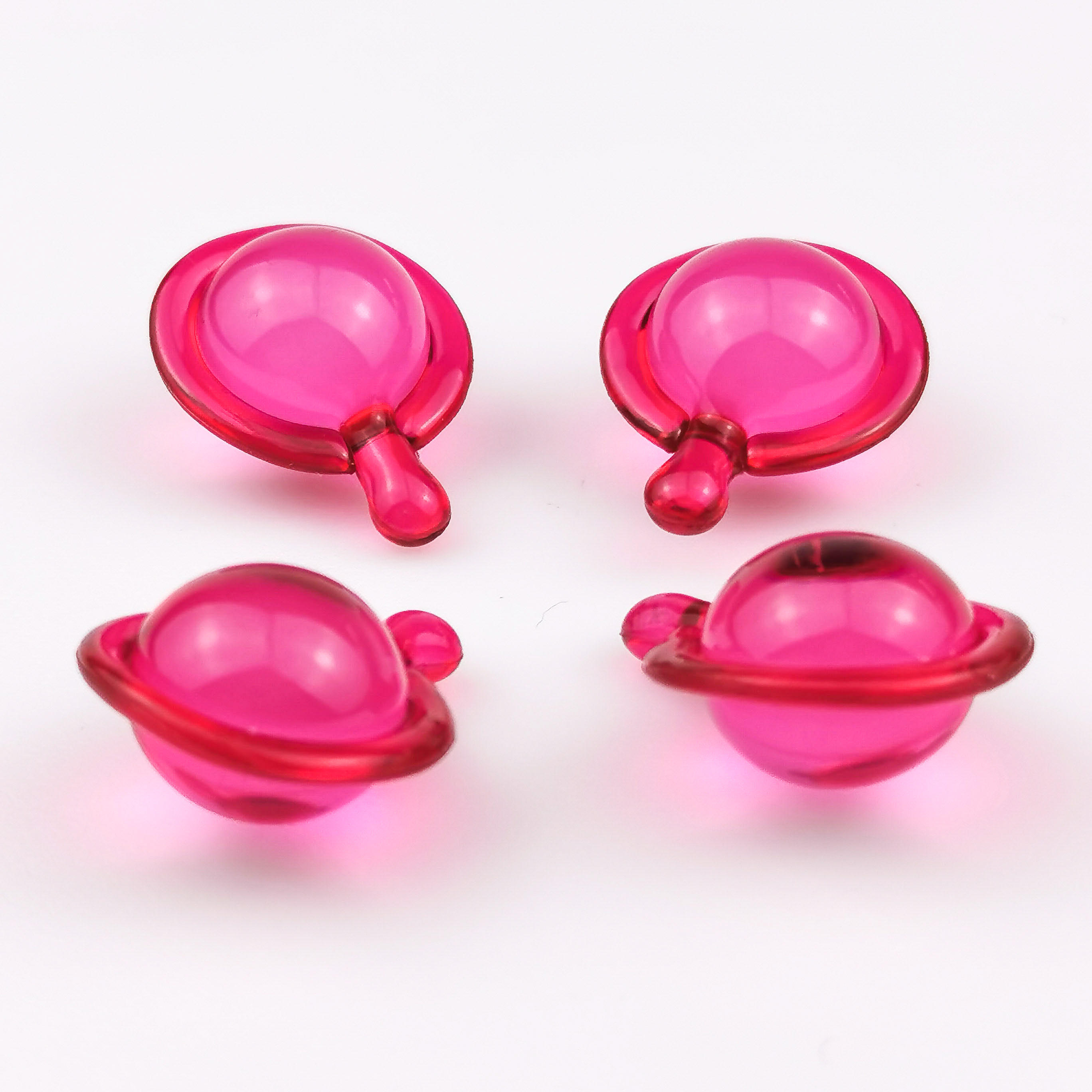 สีแดงกุหลาบโปร่งแสง