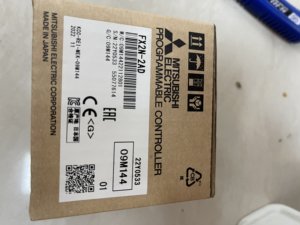 คอนโทรลเลอร์แบบตั้งโปรแกรมได้ FX2N-2AD ของแท้ใหม่ 100% - Product Image 1