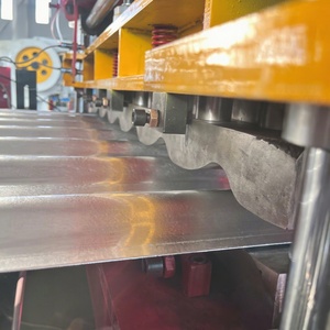 Équipement de fabrication de tuiles en acier coloré à double couche pour stades, machine de profilage à double couche entièrement automatique - Product Image 2