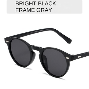 Occhiali da sole da guida con montatura nera classica personalizzata Tortoiseshell montatura piccola UV400 <span class=keywords><strong>lenti</strong></span> ottiche alla moda occhiali indossabili - Product Image 4