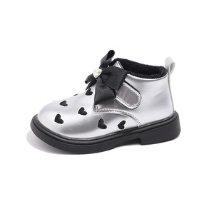 Stivali per bambini autunno inverno stivali corti per ragazze <span class=keywords><strong>con</strong></span> Pattern a forma di cuore e <span class=keywords><strong>scarpe</strong></span> da bambina alla moda <span class=keywords><strong>con</strong></span> fiocco - Product Image 1