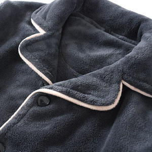 Yüksek kaliteli flanel erkek kalınlaş<span class=keywords><strong>m</strong></span>ış pijama sonbahar/kış erkekler iki parçalı sıcak pijama seti - Product Image 5