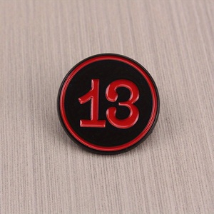 Cổ điển số 13 biểu tượng pin đen đỏ tròn men thiết kế, nổi bật trang trí mảnh - Product Image 3