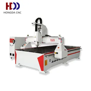 HONGDA vitesse rapide haute configuration bois cnc routeur 1325 machine à bois cnc routeur jinan chine