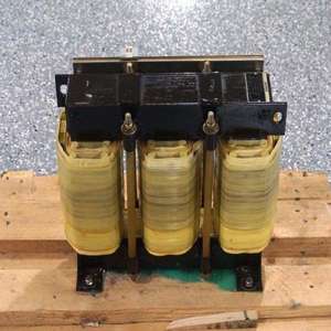 1pc Baru Asli 4AU3995-0UA11-8A TRANSFORMER 65KVA 4AU39950UA118A - Product Image 1