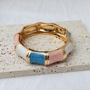 Factory Wholesale High-end Contrast Color Christian Bohemian Women's Vintage Statement Colorful Zinc Alloy Chain Link Chunky - Product Image 5
