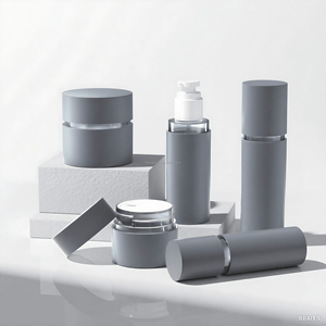 Juego de botellas de plástico cosmético con logotipo personalizado 30ml 50ml 80ml 100mL 120ml 150ml 200ml - Product Image 5