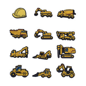 Vente chaude Ingénierie Véhicule Pelle Série Jardin Chaussure Charmes Dessin Animé PVC Chaussure Accessoires pour garçons Personnalisé - Product Image 1